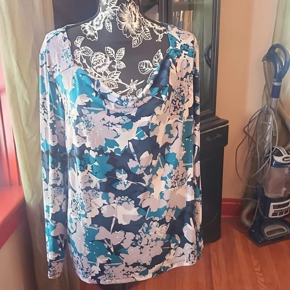 Liz Claiborne Blouse - Picture 1 of 5